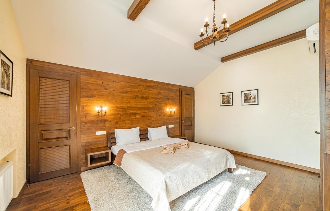 Hotel Petrani Nivki Kijów Zewnętrze zdjęcie